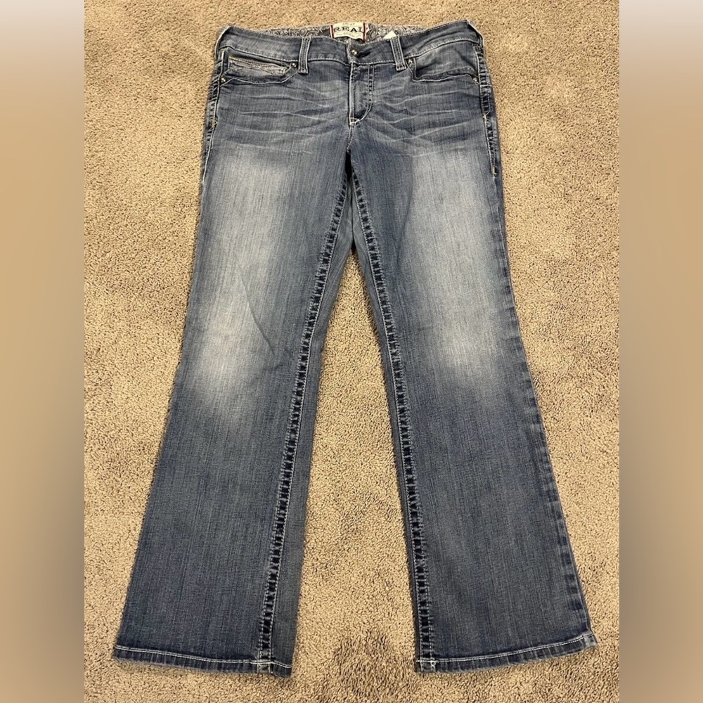 Ariat REAL Denim Jeans Women’s 33R Medium Wash Embroidered Pockets Western ~ AR1
